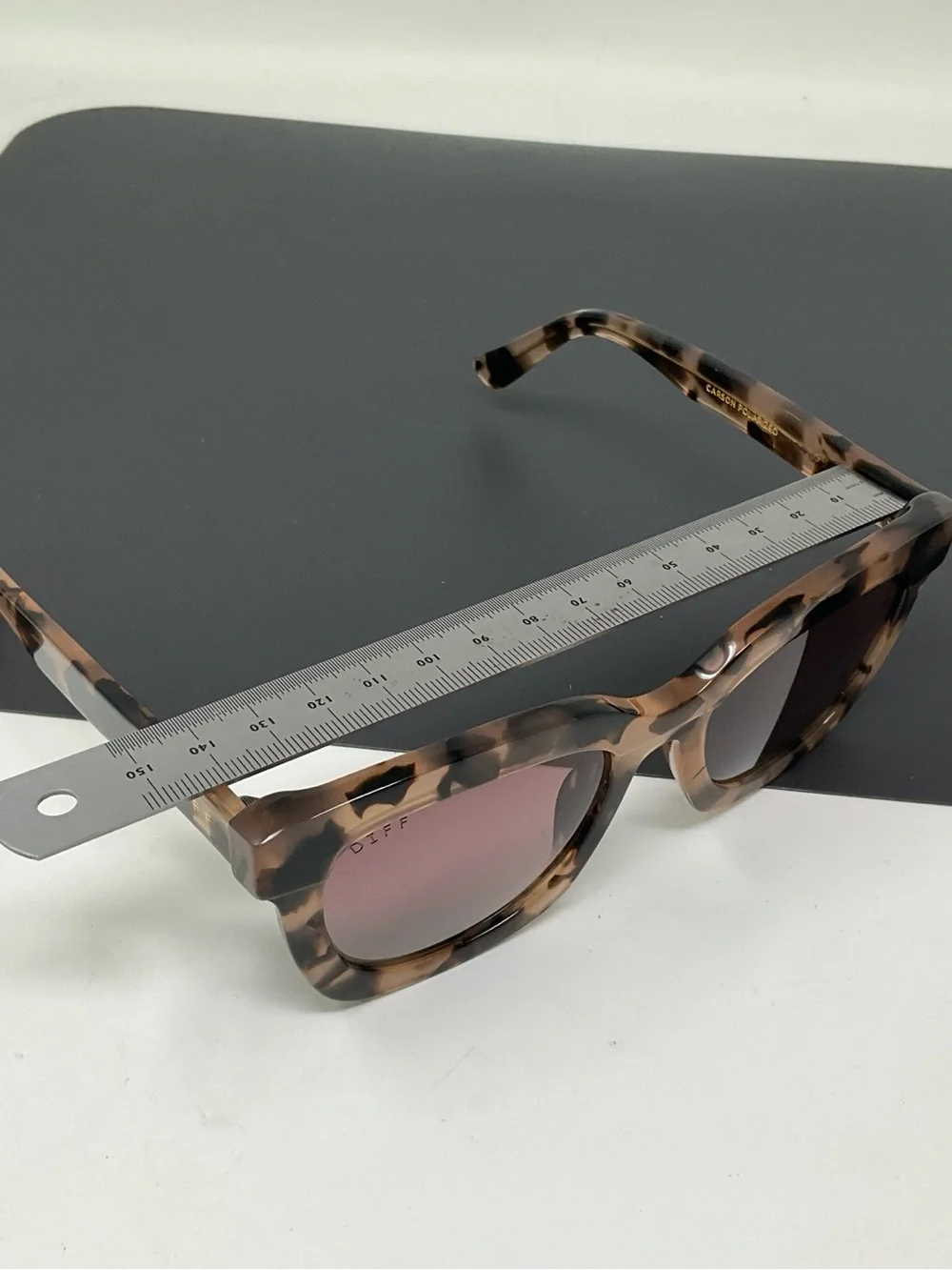 DIFF Women’s Carson polarized Sunglasses
